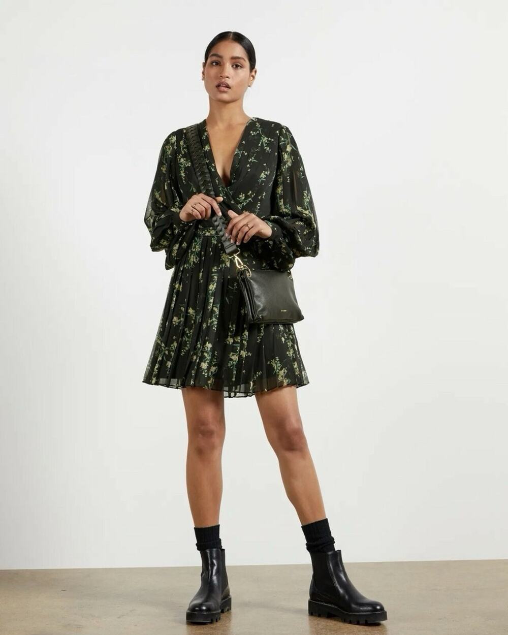 Ted Baker Papyrus Pleated Mini Dress womens SIZE 2 Long Sleeve Floral Black